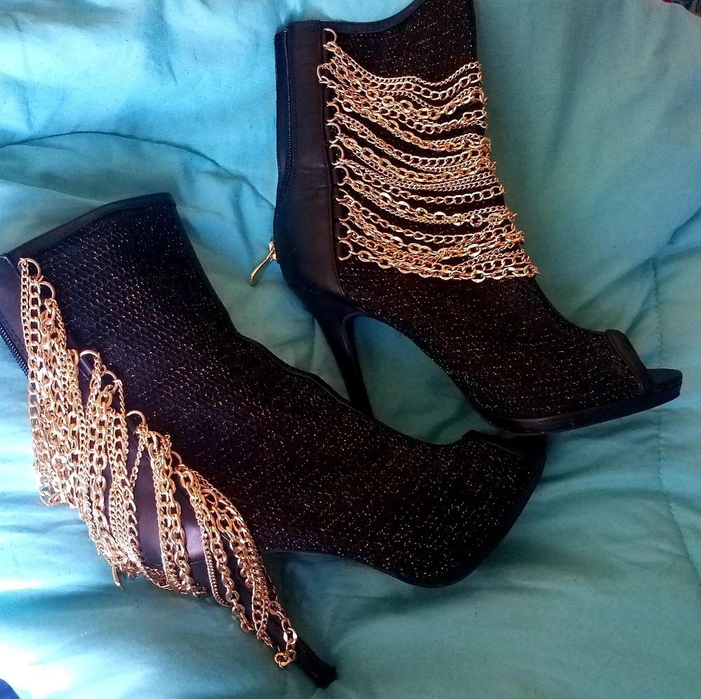 Open toe Chain Boots - Picture 3 of 6